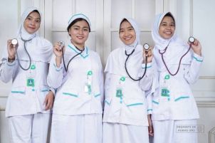 Sarjana Kebidanan 2026: Pilar Kesehatan Ibu dan Generasi Masa Depan